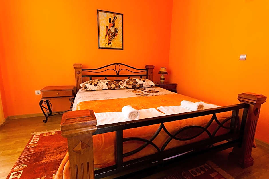 President Bungalows and Apartments