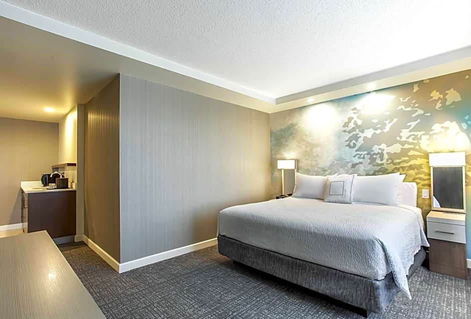 Courtyard by Marriott Montreal West Island/Baie D'Urfe