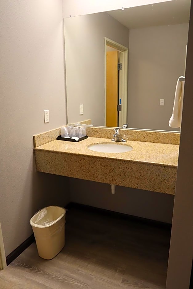 Express Inn & Suites Eugene