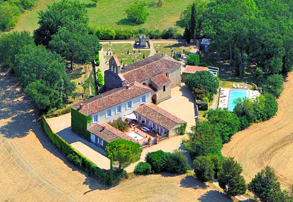 Photo 1 of 44 of Presbytère de jonquiere