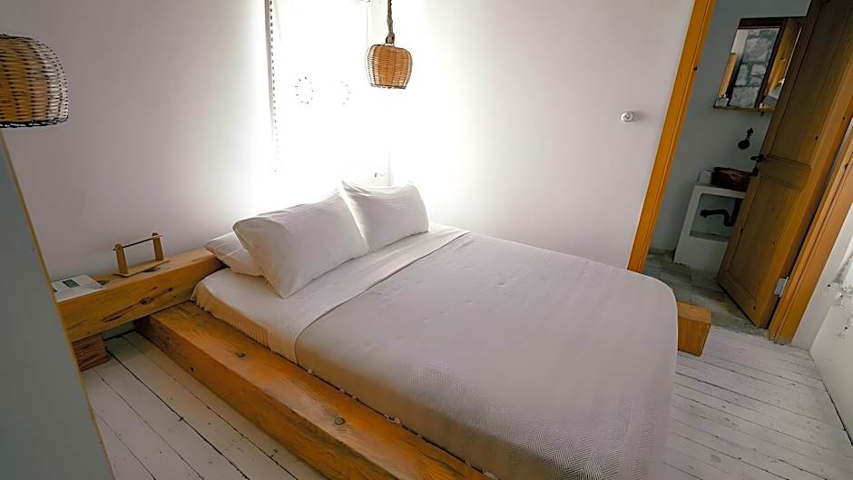 Banana Alaçatı Food & Stay - Adults Only