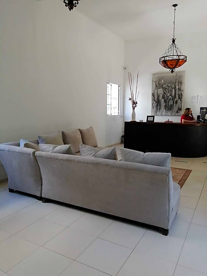 Hotel Class Colonial