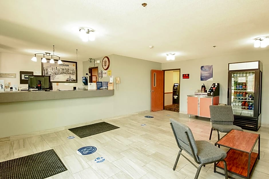 Super 8 by Wyndham McLean/Bloomington SW