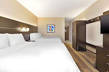 2 Bed Mobility Accessible Roll Shower Non-Smoking