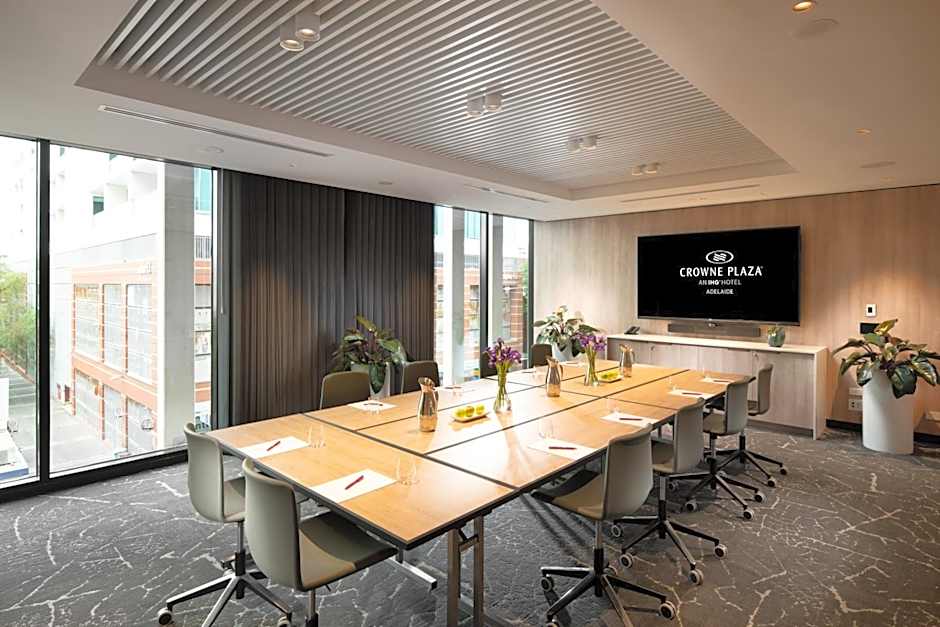 Crowne Plaza Adelaide By IHG