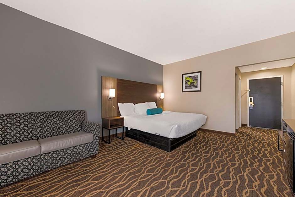 Best Western Albemarle Inn