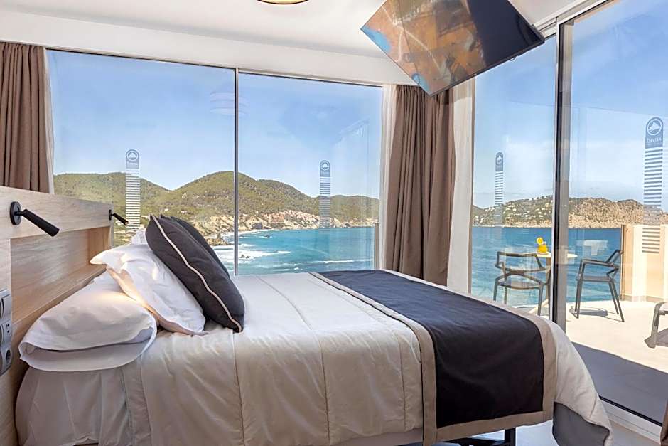 Invisa Hotel Club Cala Verde