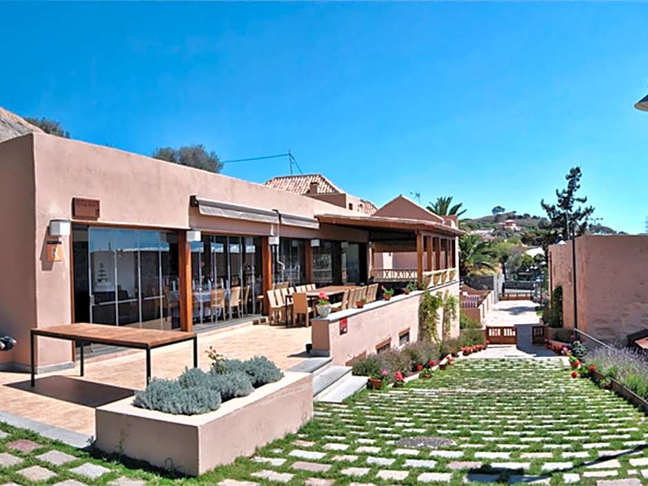 Hotel Rural El Mondalón