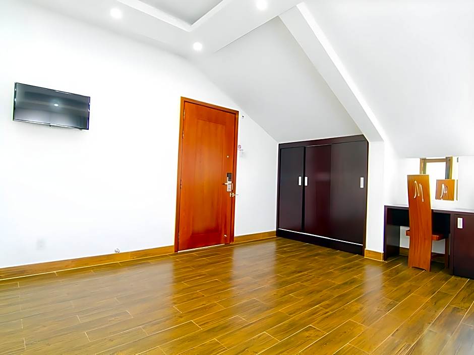 Giai Dieu Melody Hotel