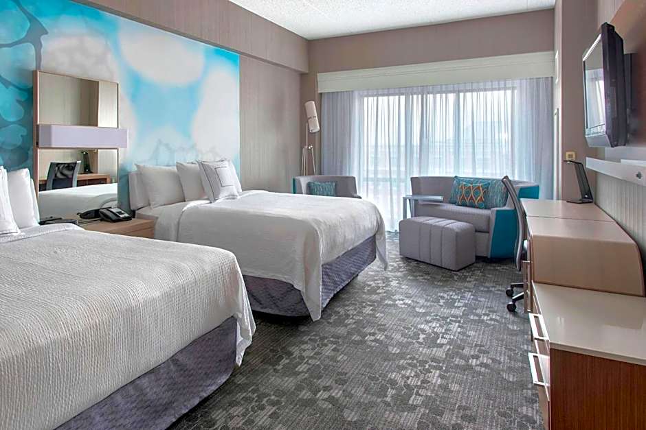 Courtyard by Marriott Newark Elizabeth