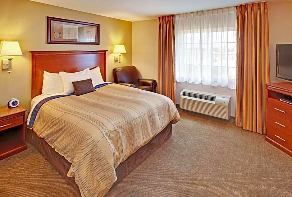 Candlewood Suites Williston By IHG