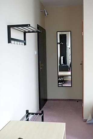 Standard Twin Room with Sofa