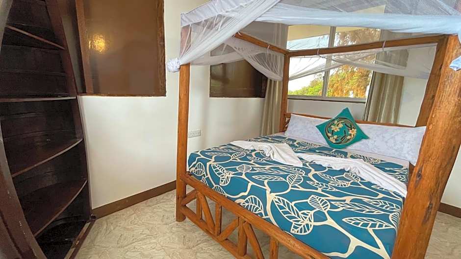 Aquarium Beach House