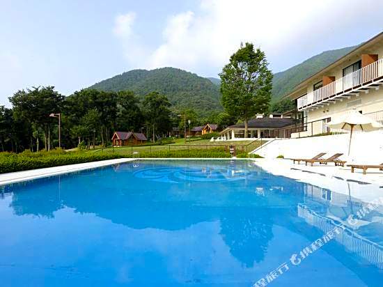 L'Hotel du Lac