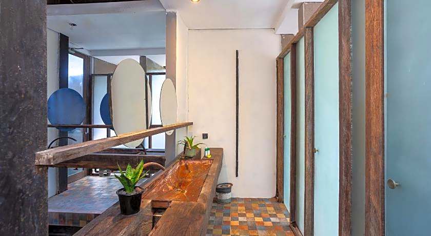 Bong Lux Hostel