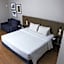 Comfort Suites Flamboyant
