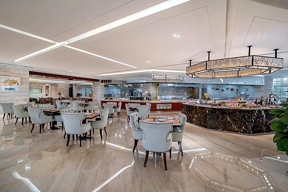 Crowne Plaza Zhenjiang By IHG