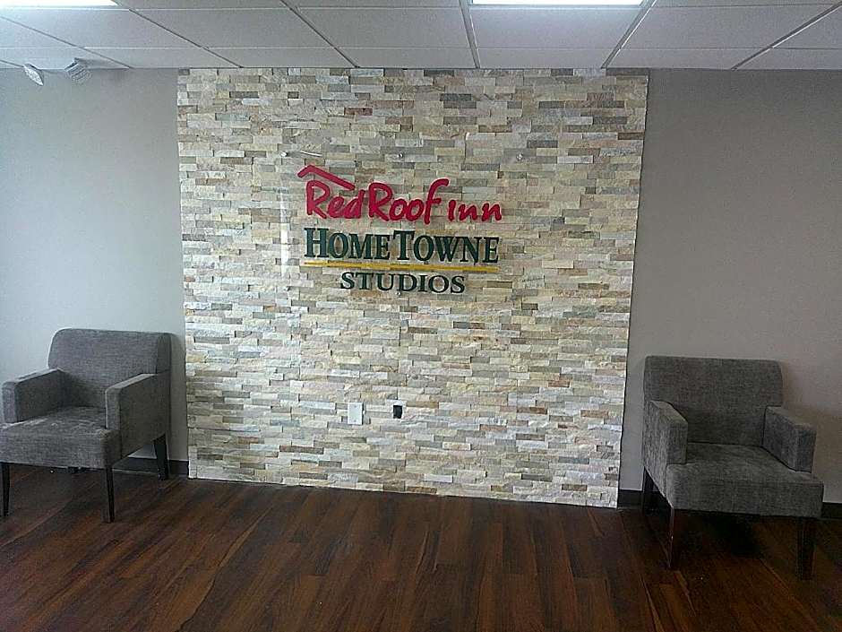 Red Roof Inn Richmond | HomeTowne Studios Richmond