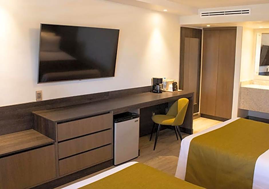 Hotel Calafia