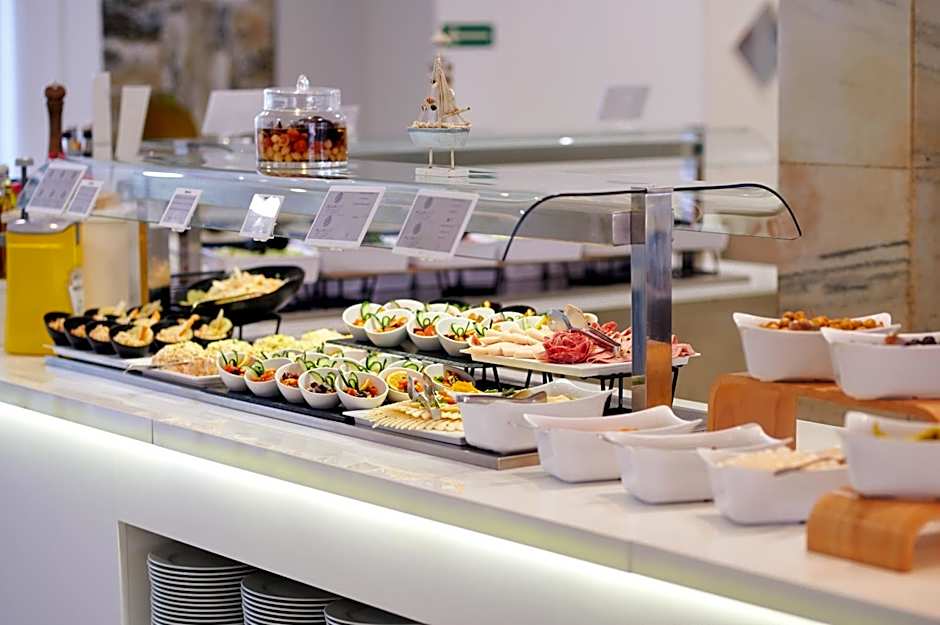 AluaSun Continental Park Hotel & Apartments