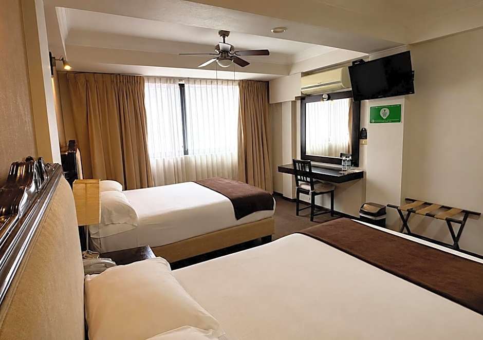 Hotel Clara Luna