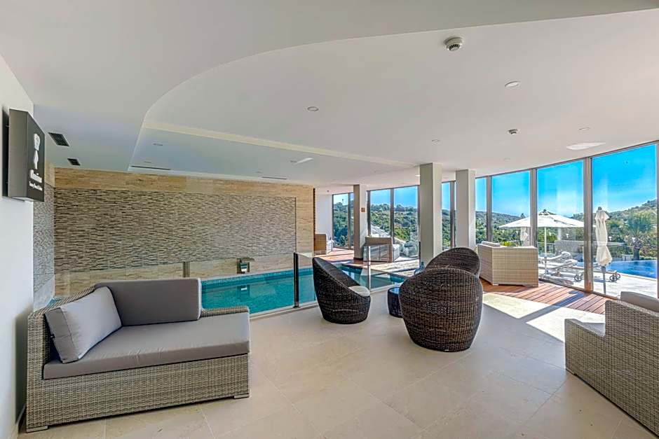 Caneiros Luxury House & Suites