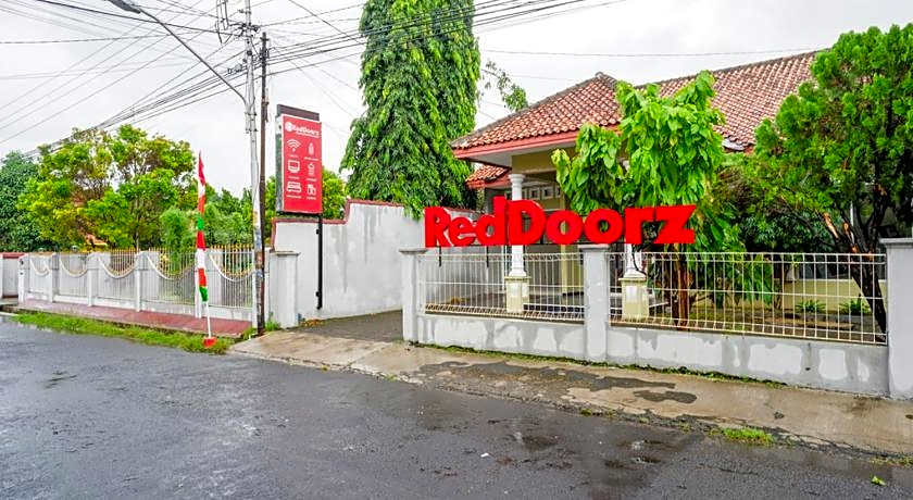 RedDoorz @ Jalan Bali Cilacap