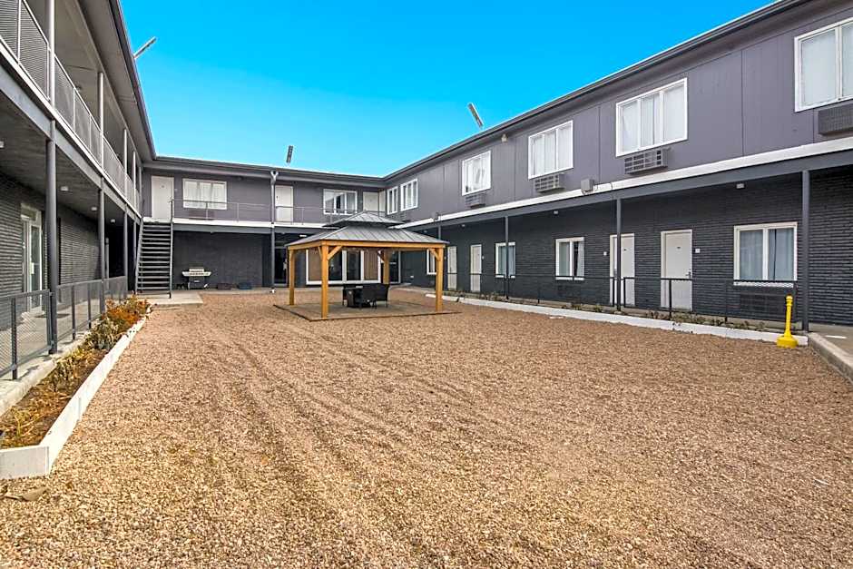 Rodeway Inn & Suites Sidney Historic Downtown I-80