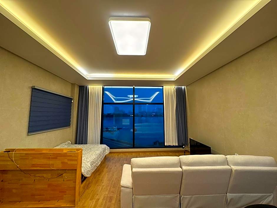 Lakestone&Hotel Sokcho