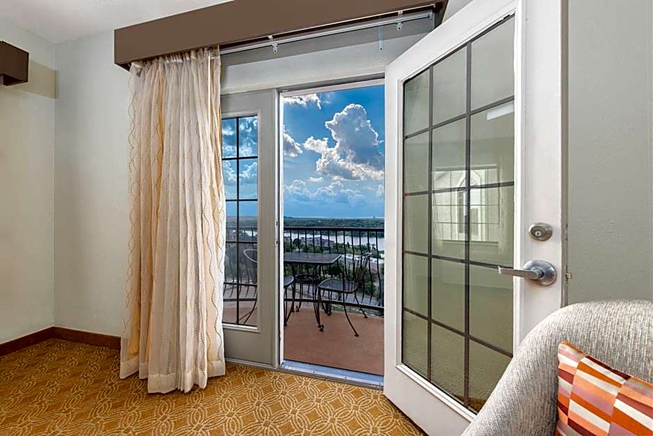 La Quinta Inn & Suites by Wyndham Marble Falls