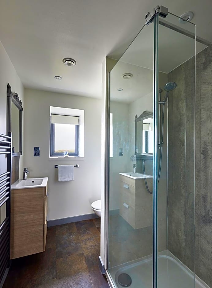 Monkstadt 1745 Restaurant with Rooms