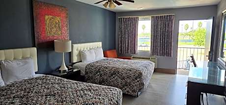Queen Room with Two Queen Beds - Non-Smoking