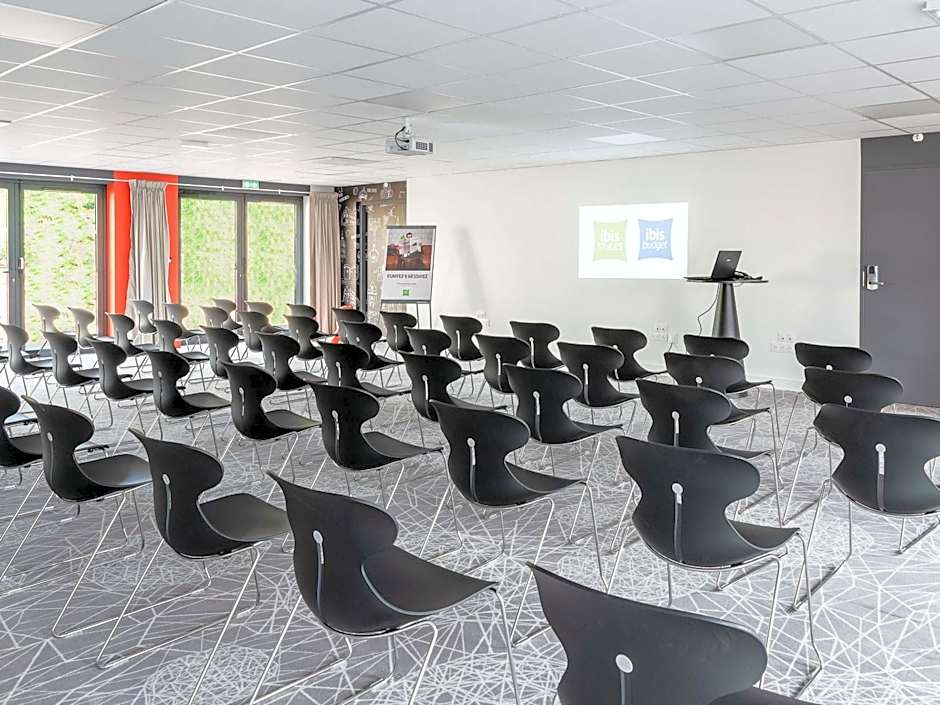 Ibis Styles Cognac