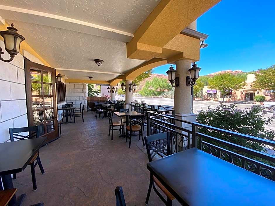 Best Western Plus Greenwell Inn