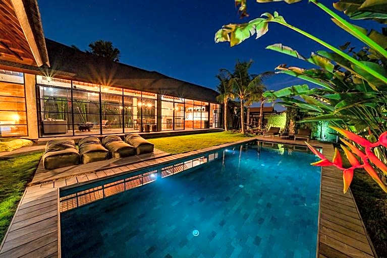 Villa Wirtiga: Elegant 3bdr villa in the heart of Canggu