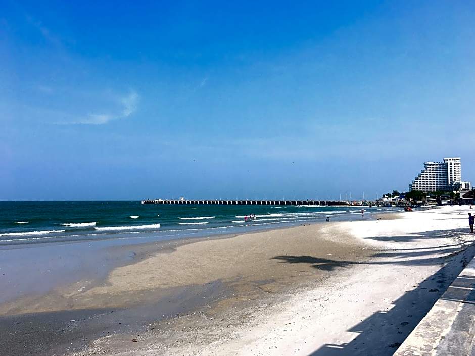 Baan Klang Condo Hotel Hua Hin