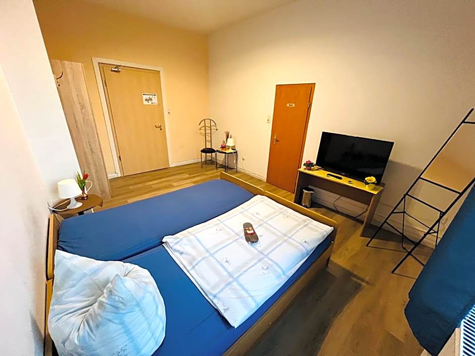 Zdjęcie 1 z 11 — Budget Double Room