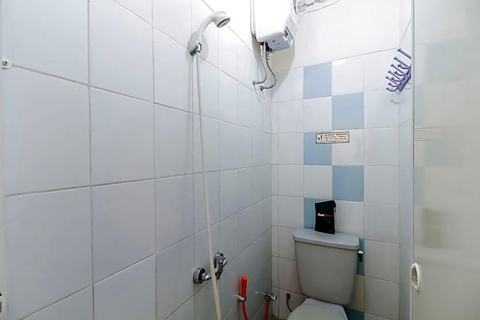 RedDoorz @ Tanjung Duren