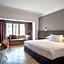 Alexandra Barcelona Hotel, Curio Collection by Hilton
