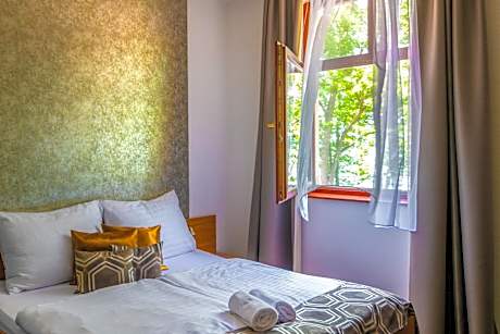 Double Room with Lake View