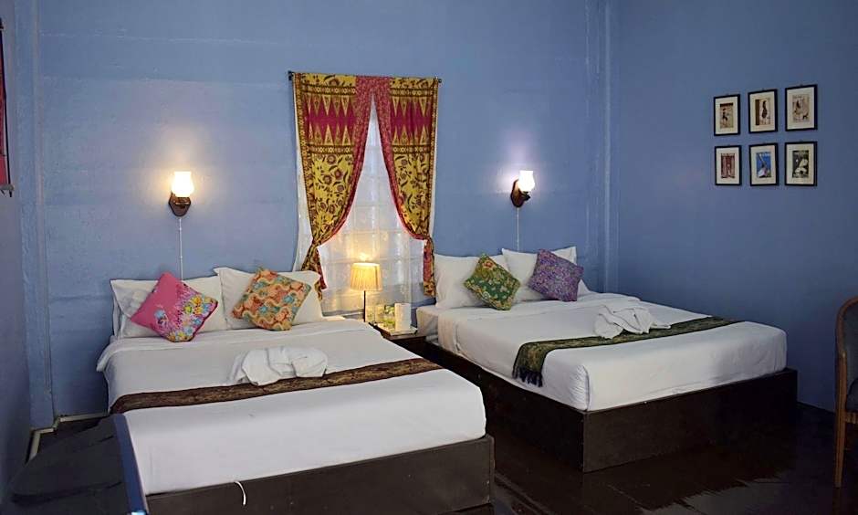 Thaweesuk Heritage Homestay