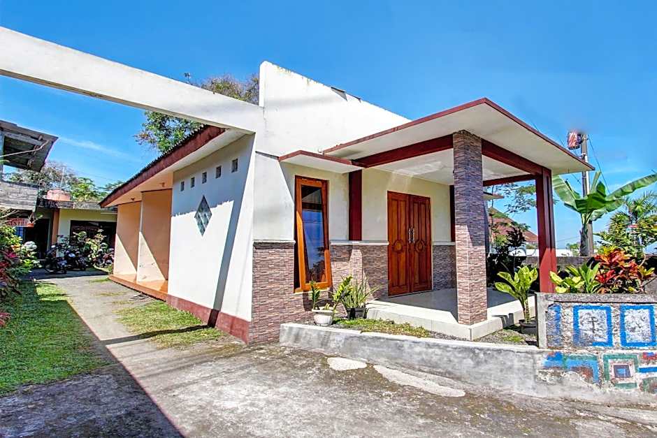 OYO 92884 Agustha Homestay