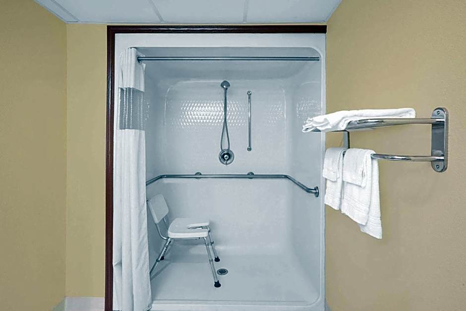 Days Inn by Wyndham Fayetteville