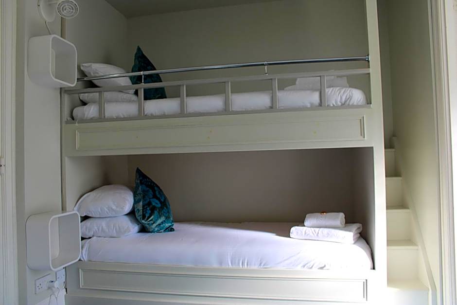 The Birdham Hotel & Restaurant