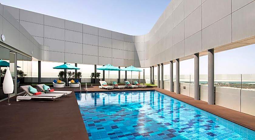 Pearl Rotana Capital Centre