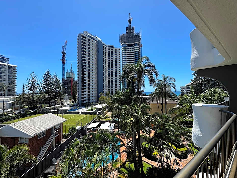 Aristocrat Apartments