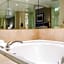 Horseshoe Valley Suites - The Azure