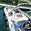 Yachting Residence - Private Dock, Lake Access & SPA
