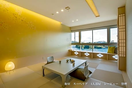 Japanese style Superior Quadruple Room with Sea View Non-Smoking
