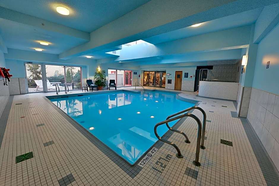 Holiday Inn Montreal Centre Ville Downtown By IHG